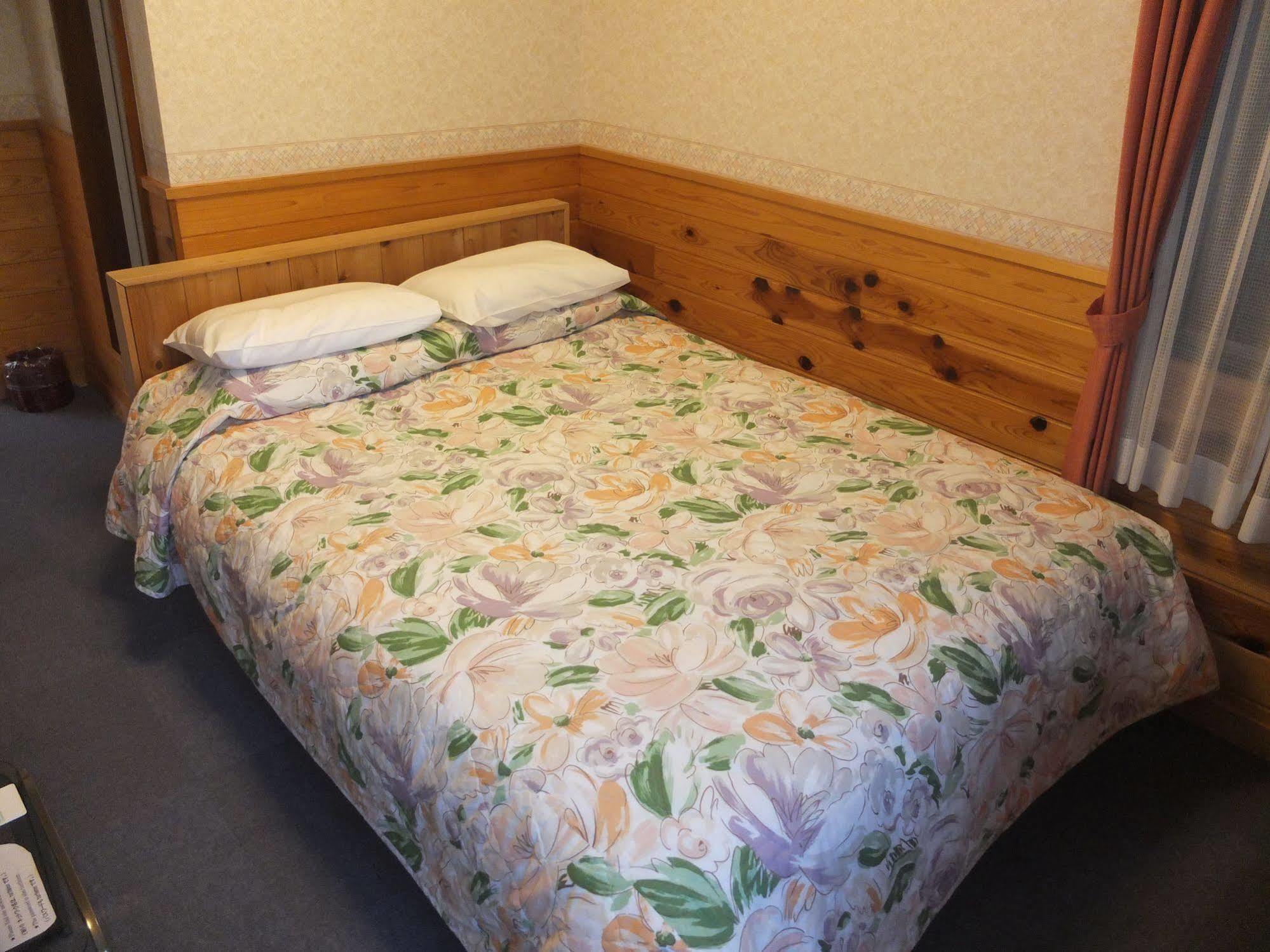 Turtle Inn Никко Экстерьер фото
