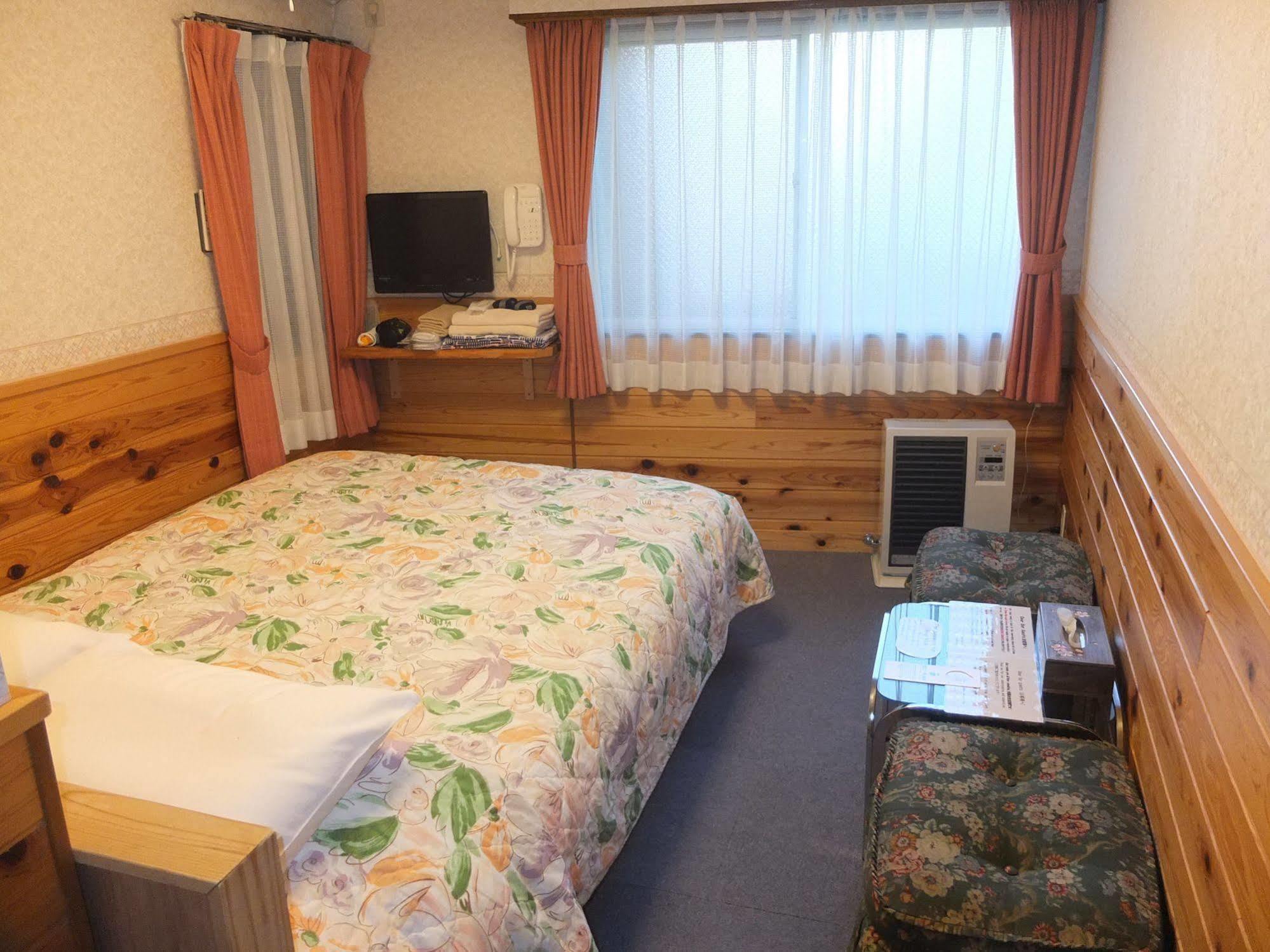 Turtle Inn Никко Экстерьер фото